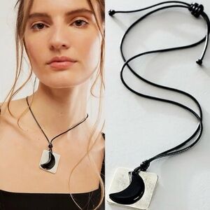Free People Serendipity Black Moon Necklace NWOT